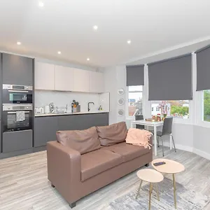 Flash Sales Offer - Any Week Day No Minimum Night Restrictions Centre Seafront 1 Bedroom Flat Bn133duk02 Brighton